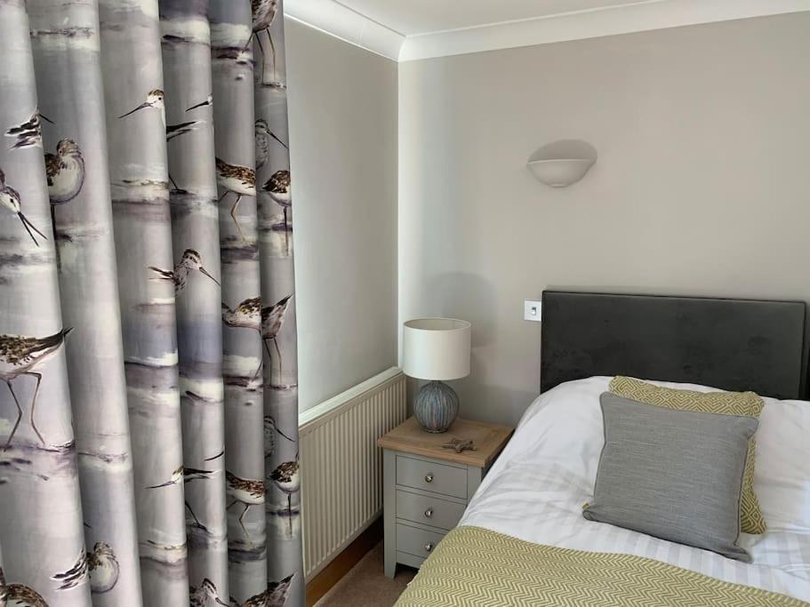 Crabshell Quay Waterfront Living In Kingsbridge Appartement Kingsbridge  Buitenkant foto