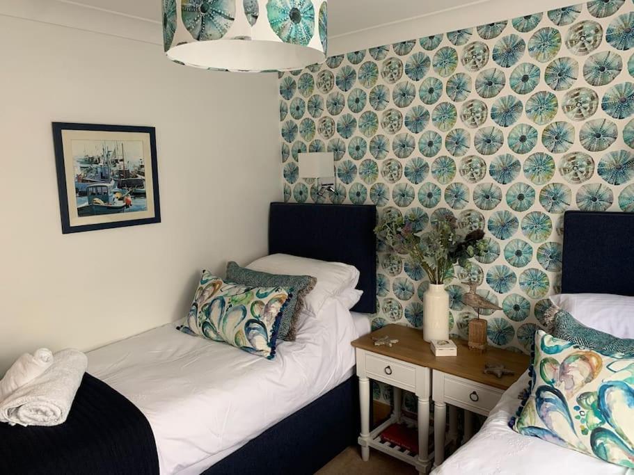 Crabshell Quay Waterfront Living In Kingsbridge Appartement Kingsbridge  Buitenkant foto