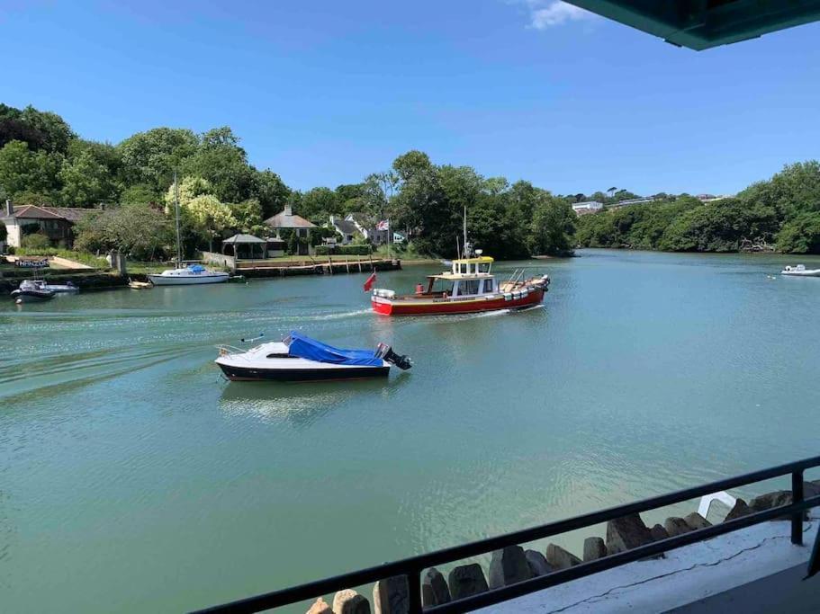 Crabshell Quay Waterfront Living In Kingsbridge Appartement Kingsbridge  Buitenkant foto